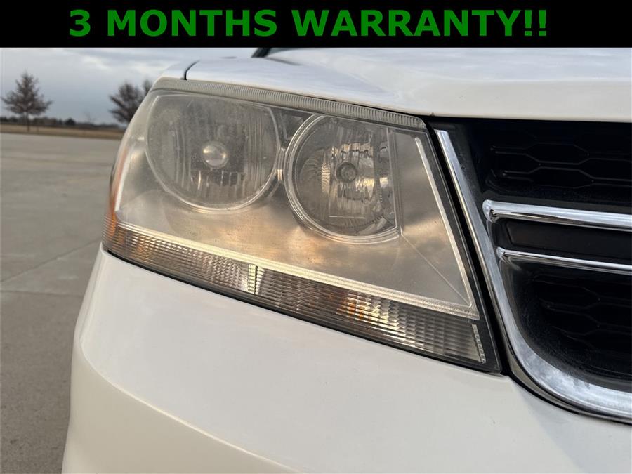 2013 Dodge Avenger SE photo