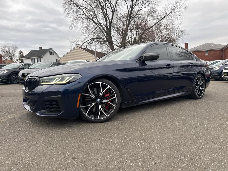 2021 BMW 5-Series M550i xDrive Sedan photo