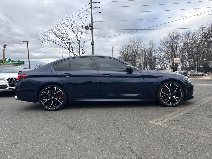 2021 BMW 5-Series M550i xDrive Sedan photo