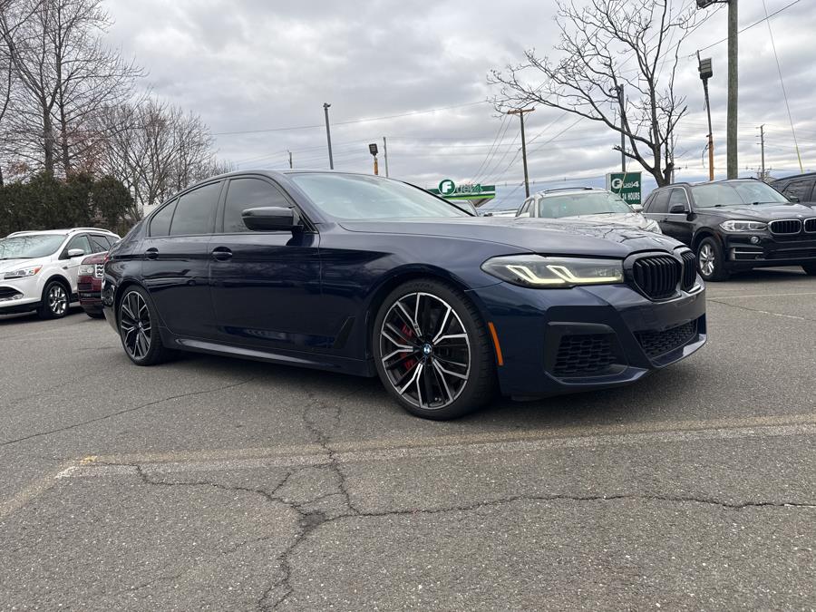 2021 BMW 5-Series M550i xDrive Sedan photo