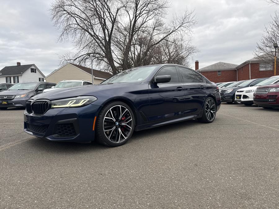 2021 BMW 5-Series M550i xDrive Sedan photo