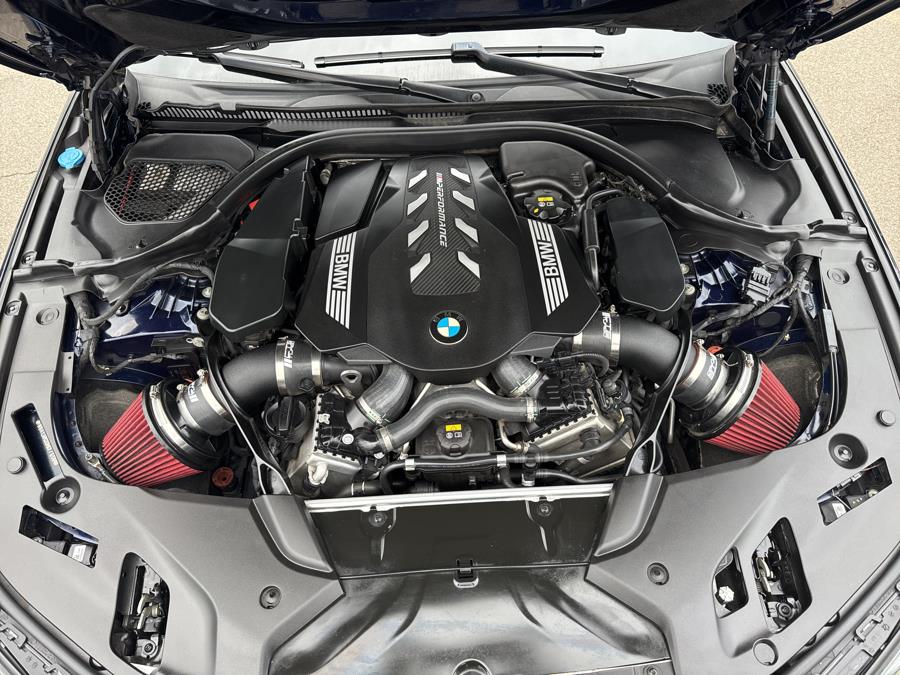 2021 BMW 5-Series M550i xDrive Sedan photo