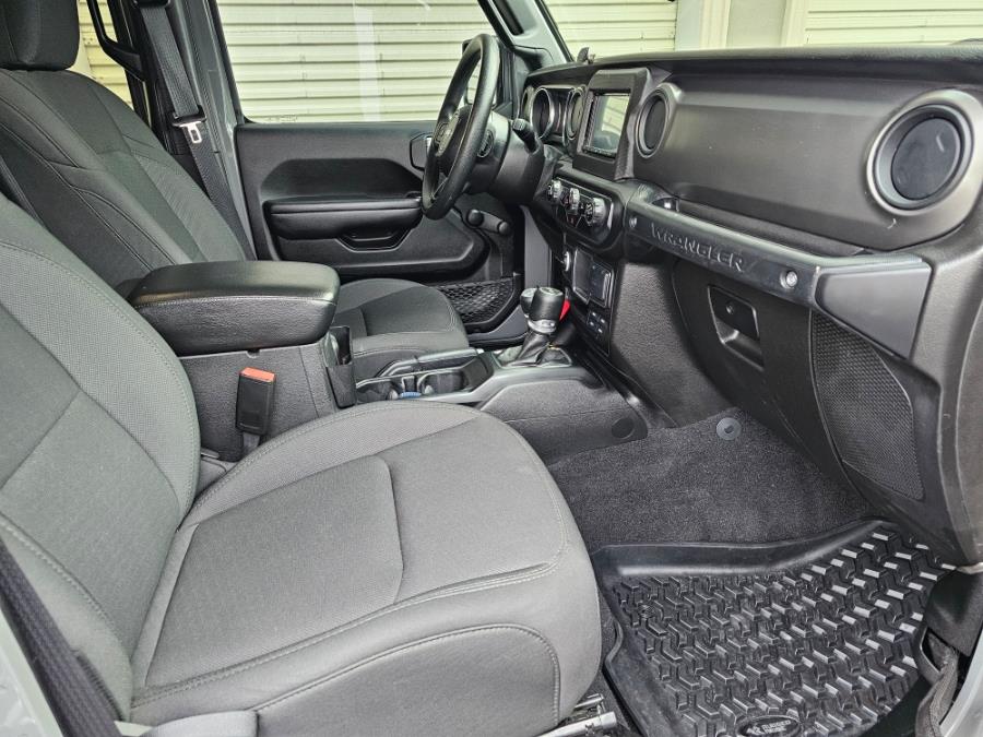 2021 Jeep Wrangler Unlimited Willys 4x4 Sport photo