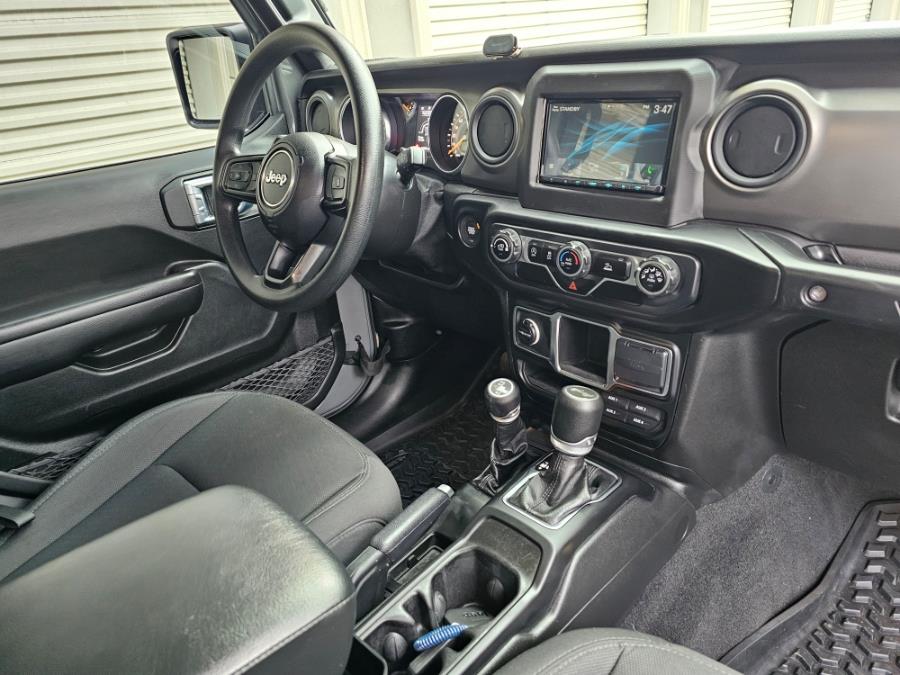 2021 Jeep Wrangler Unlimited Willys 4x4 Sport photo