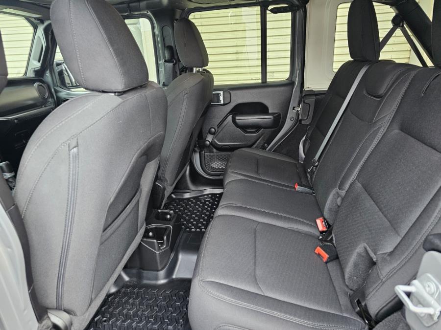 2021 Jeep Wrangler Unlimited Willys 4x4 Sport photo