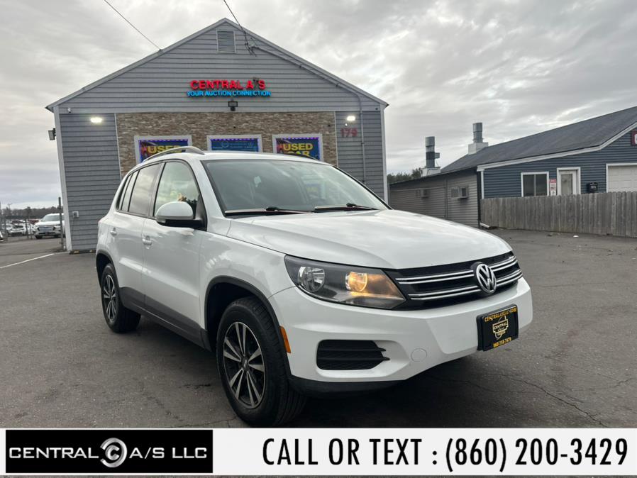 2015 Volkswagen Tiguan 4MOTION 4dr Auto SEL photo