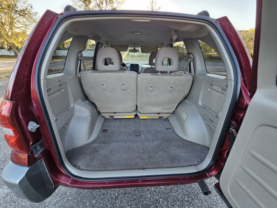 2004 Toyota RAV4 photo