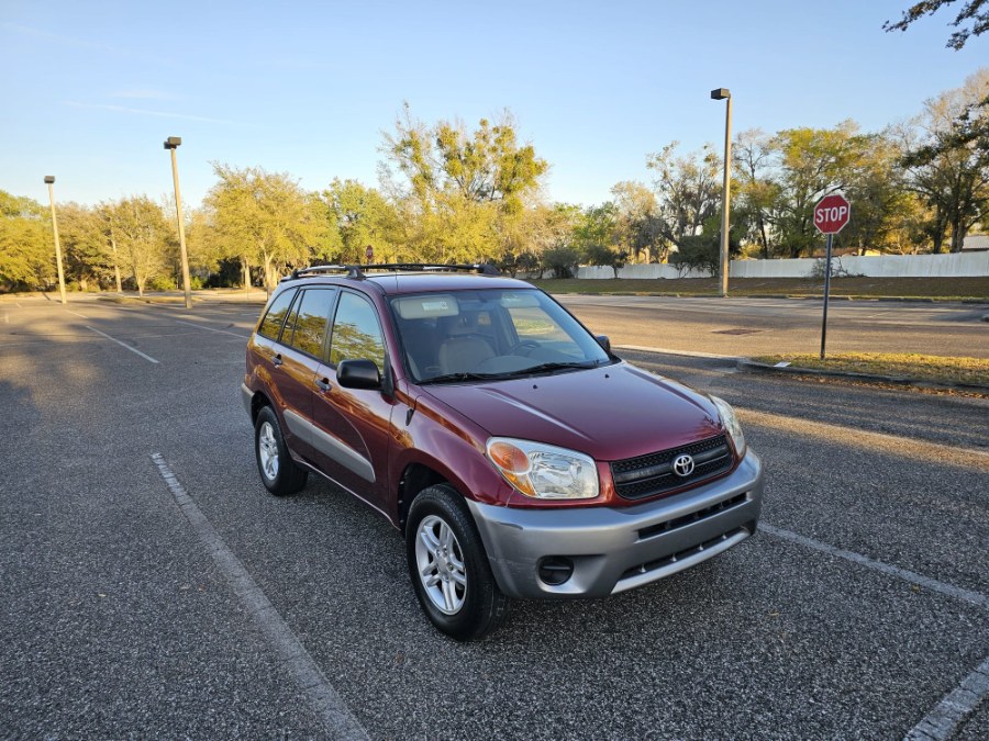 2004 Toyota RAV4 photo