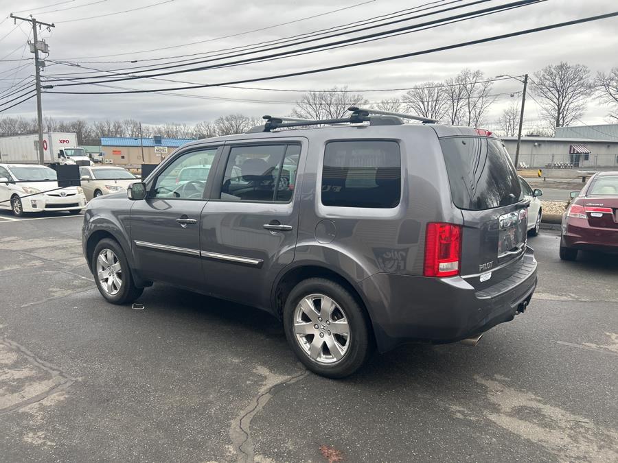 2015 Honda Pilot 4WD 4dr Touring w/RES & Navi photo
