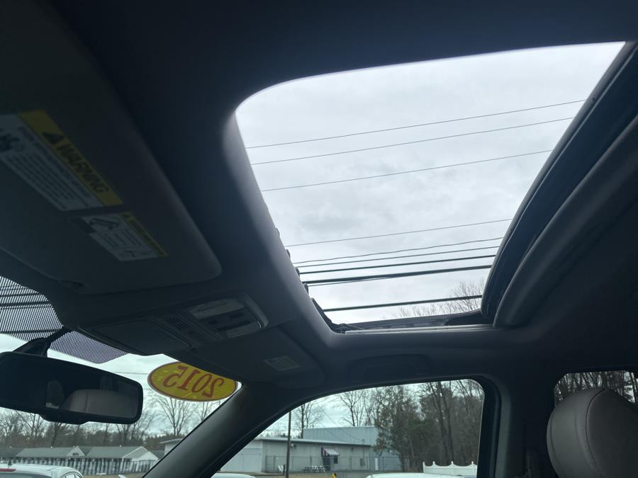 2015 Honda Pilot 4WD 4dr Touring w/RES & Navi photo
