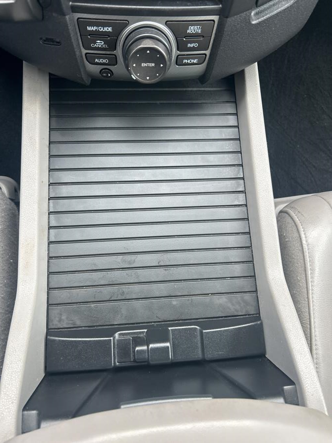 2015 Honda Pilot 4WD 4dr Touring w/RES & Navi photo