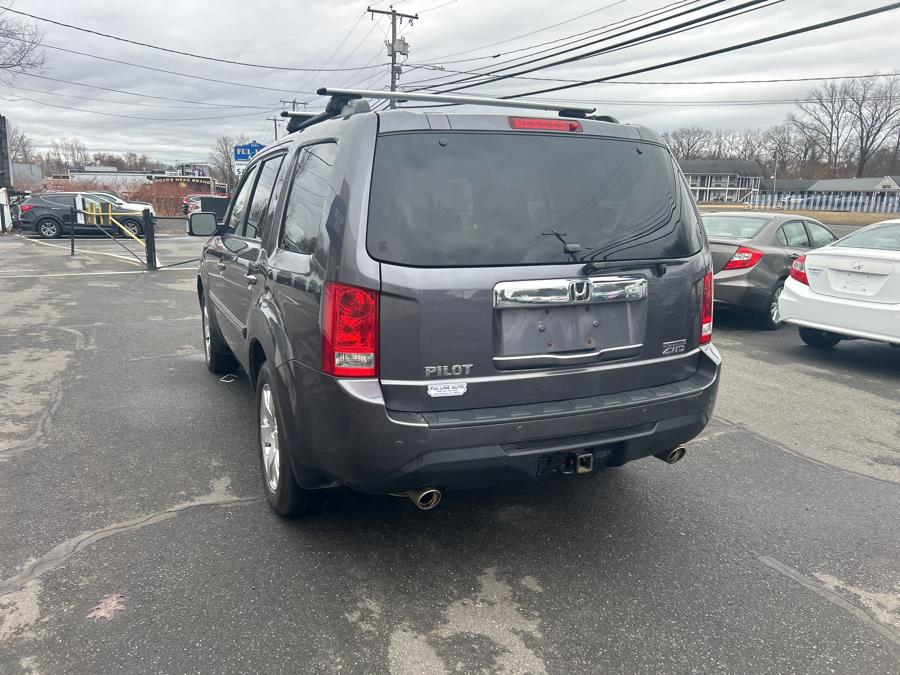 2015 Honda Pilot 4WD 4dr Touring w/RES & Navi photo