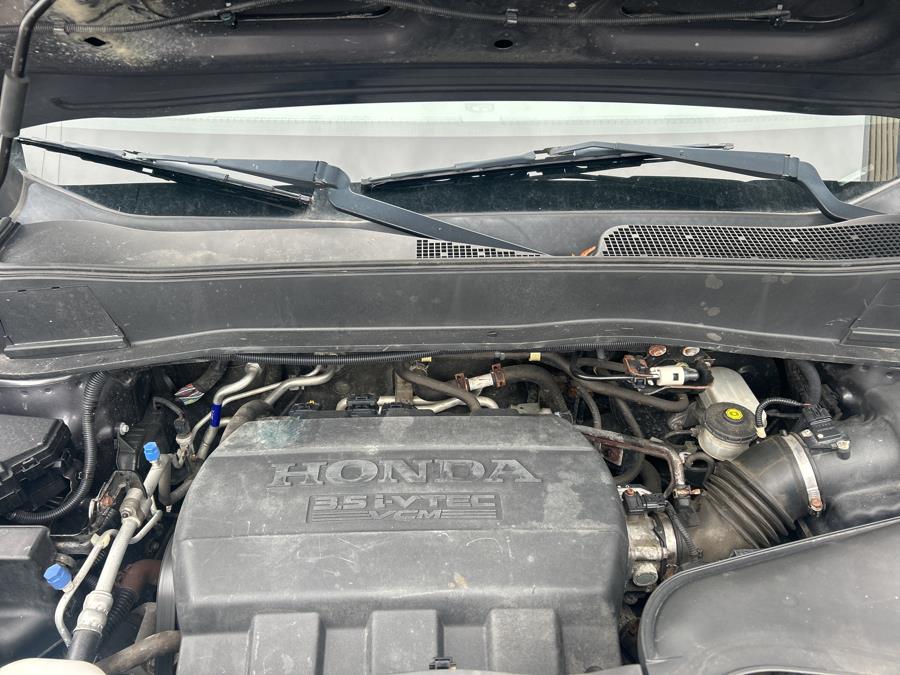 2015 Honda Pilot 4WD 4dr Touring w/RES & Navi photo