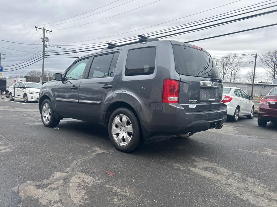 2015 Honda Pilot 4WD 4dr Touring w/RES & Navi photo