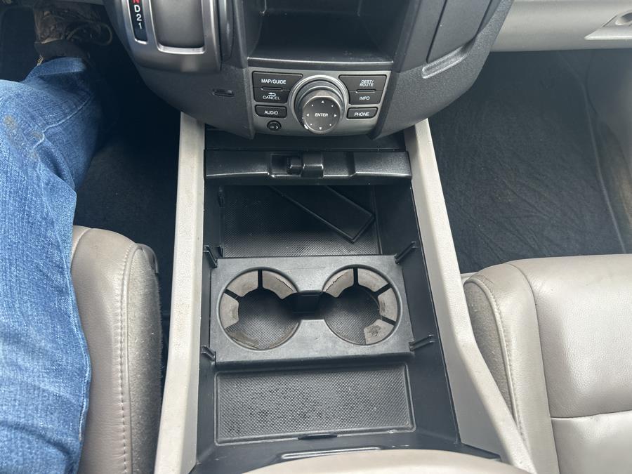2015 Honda Pilot 4WD 4dr Touring w/RES & Navi photo