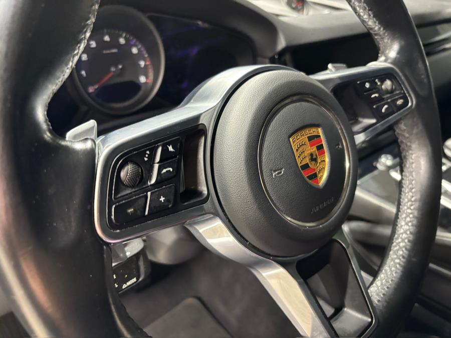 2021 Porsche Cayenne AWD photo