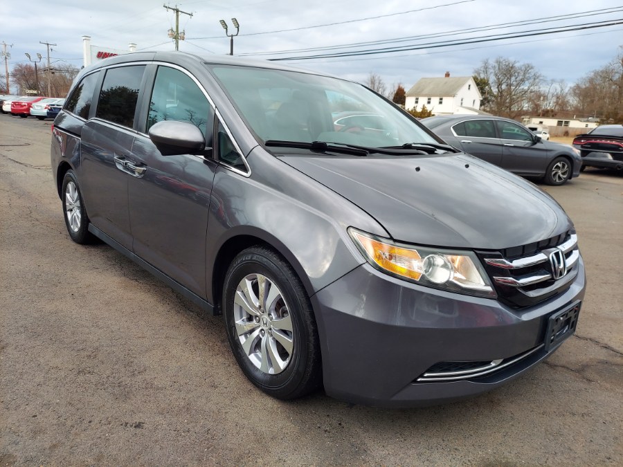 2016 Honda Odyssey 5dr SE photo