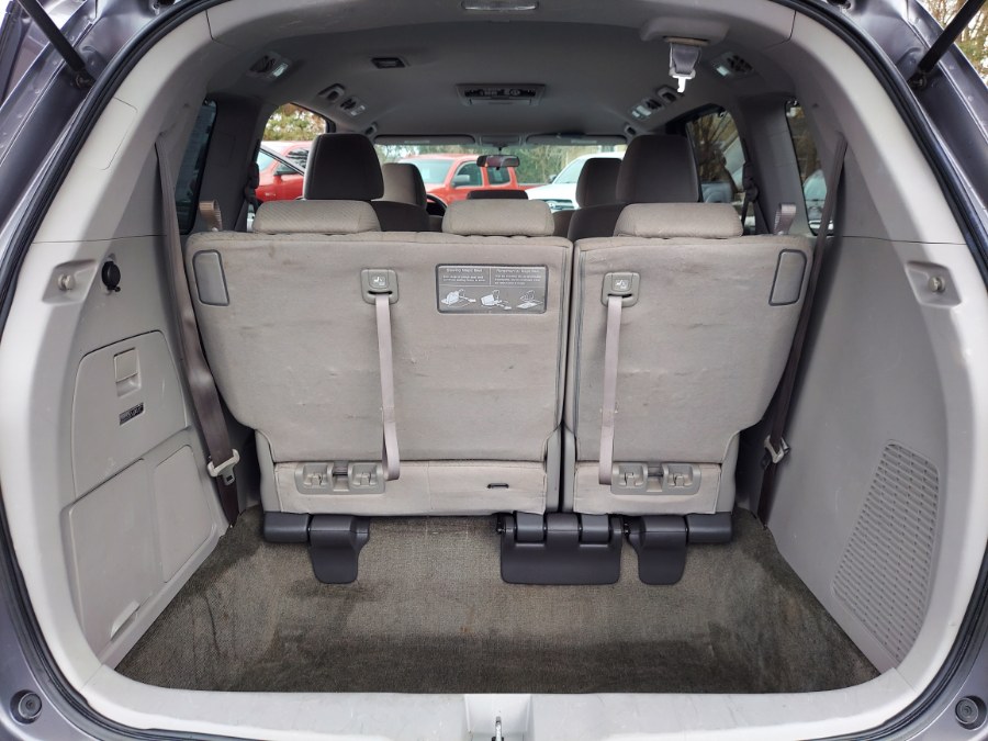 2016 Honda Odyssey 5dr SE photo