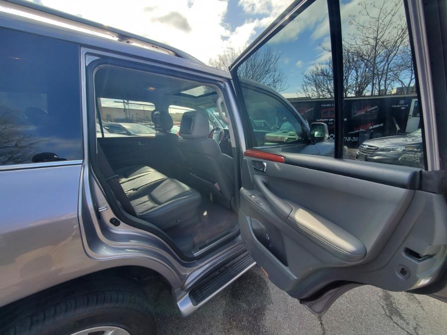 2008 Lexus LX 570 photo