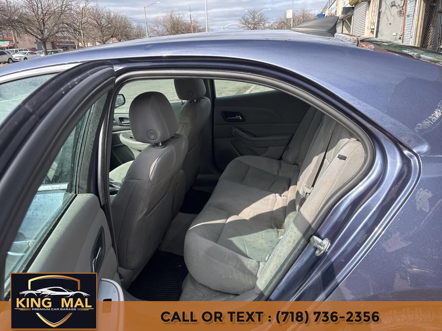 2015 Chevrolet Malibu 4dr Sdn LS w/1FL photo