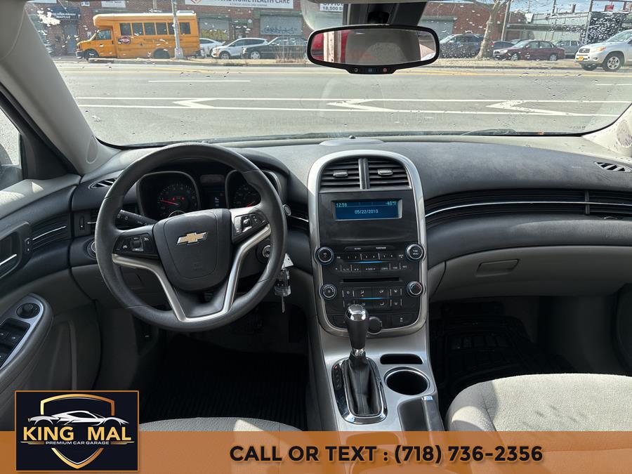 2015 Chevrolet Malibu 4dr Sdn LS w/1FL photo
