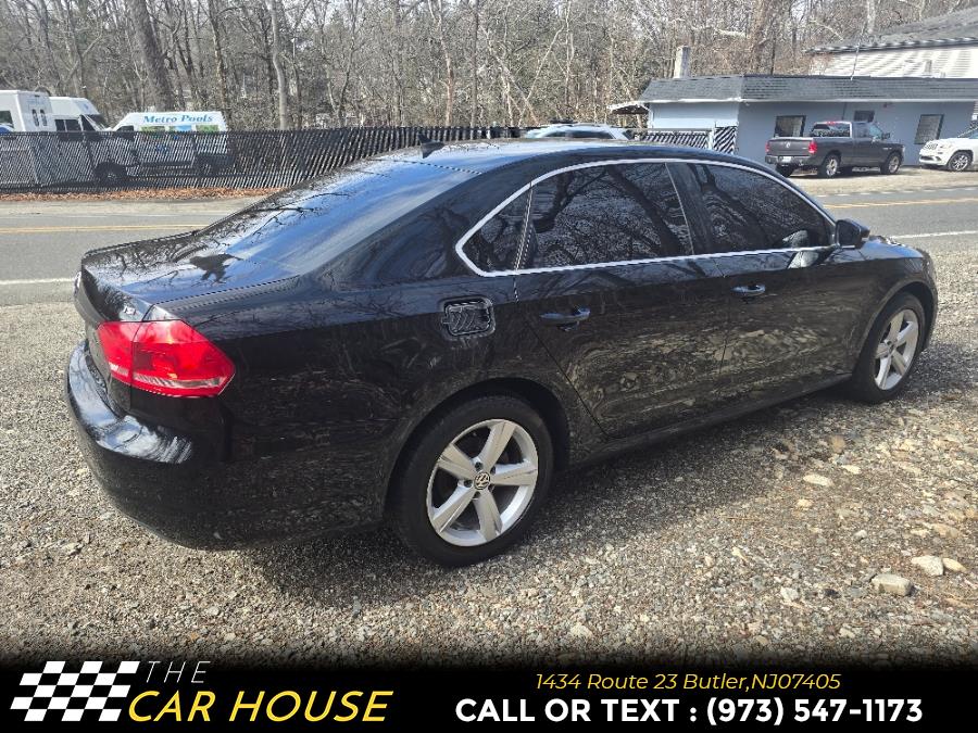 2015 Volkswagen Passat 4dr Sdn 1.8T Auto Limited Edit photo