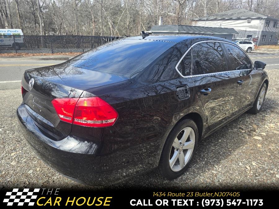 2015 Volkswagen Passat 4dr Sdn 1.8T Auto Limited Edit photo