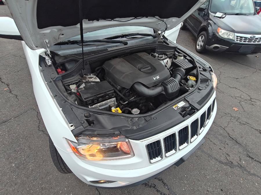 2014 Jeep Grand Cherokee Laredo photo