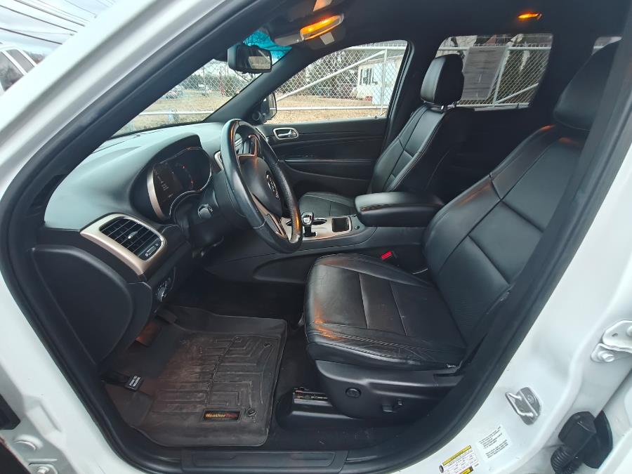 2014 Jeep Grand Cherokee Laredo photo