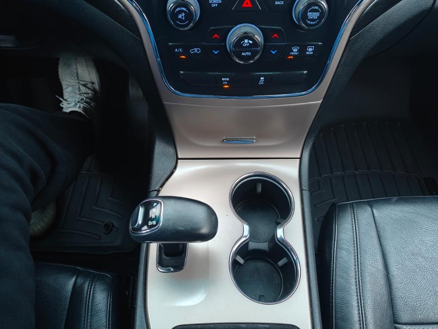 2014 Jeep Grand Cherokee Laredo photo