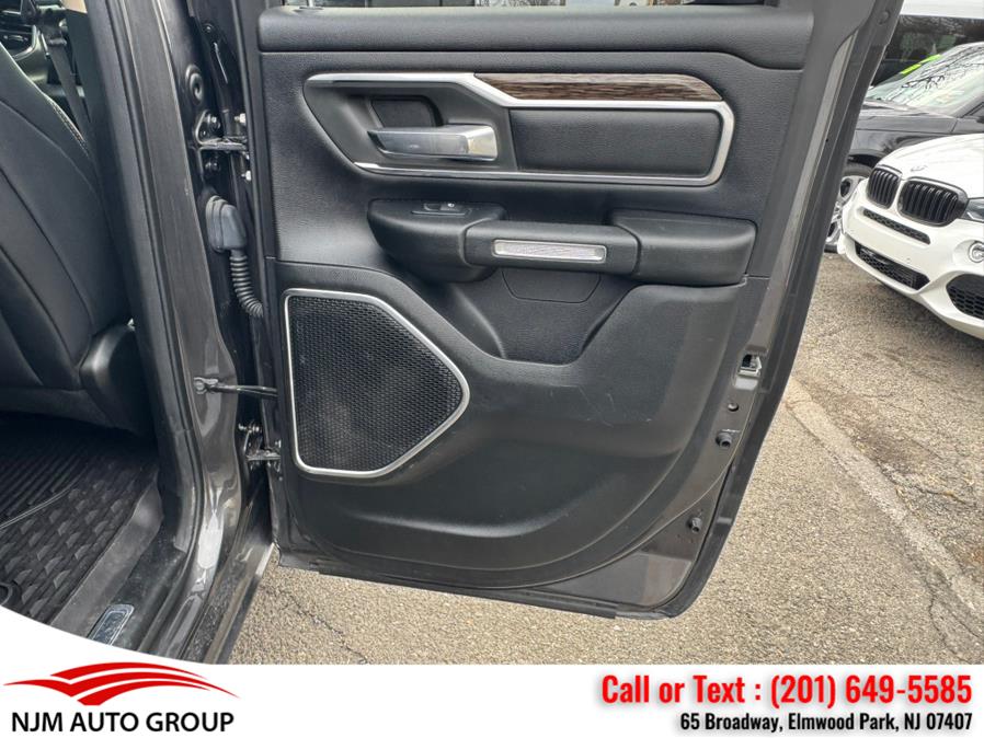 2019 RAM 1500 Laramie 4x4 Quad Cab 6''4