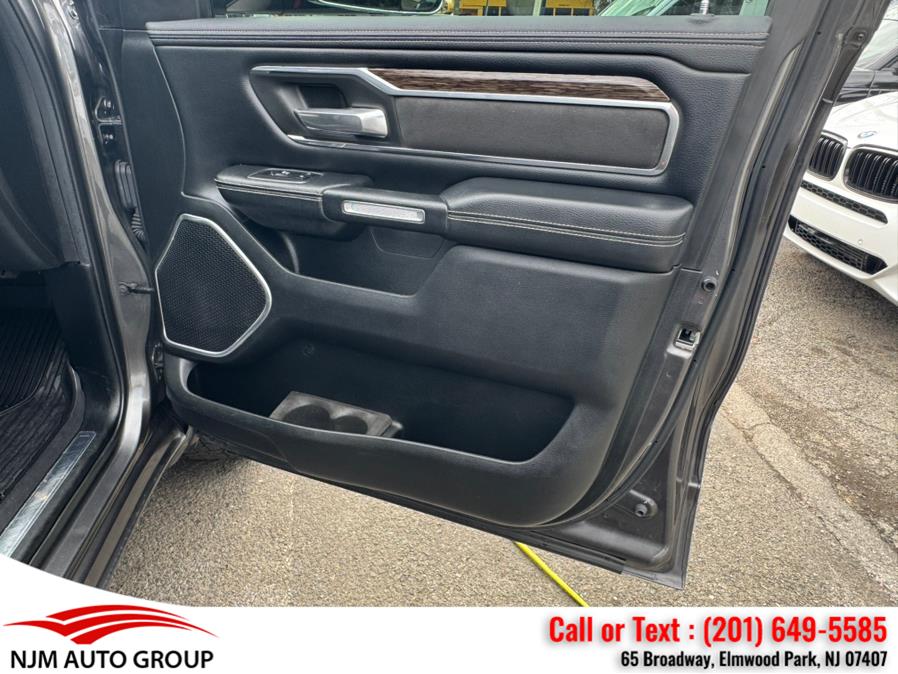 2019 RAM 1500 Laramie 4x4 Quad Cab 6''4