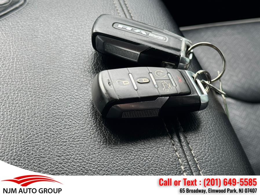 2019 RAM 1500 Laramie 4x4 Quad Cab 6''4