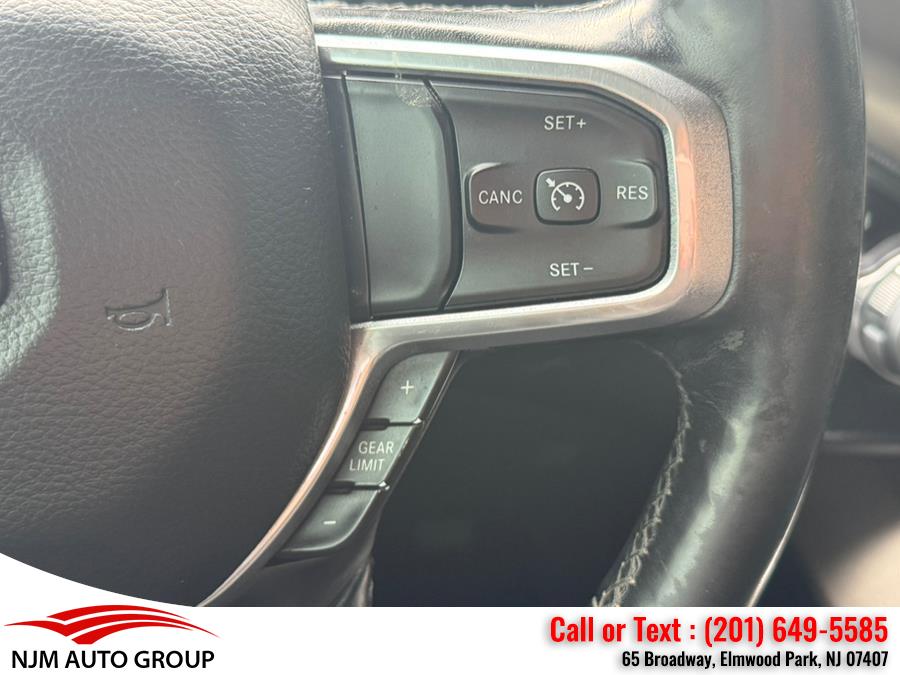 2019 RAM 1500 Laramie 4x4 Quad Cab 6''4
