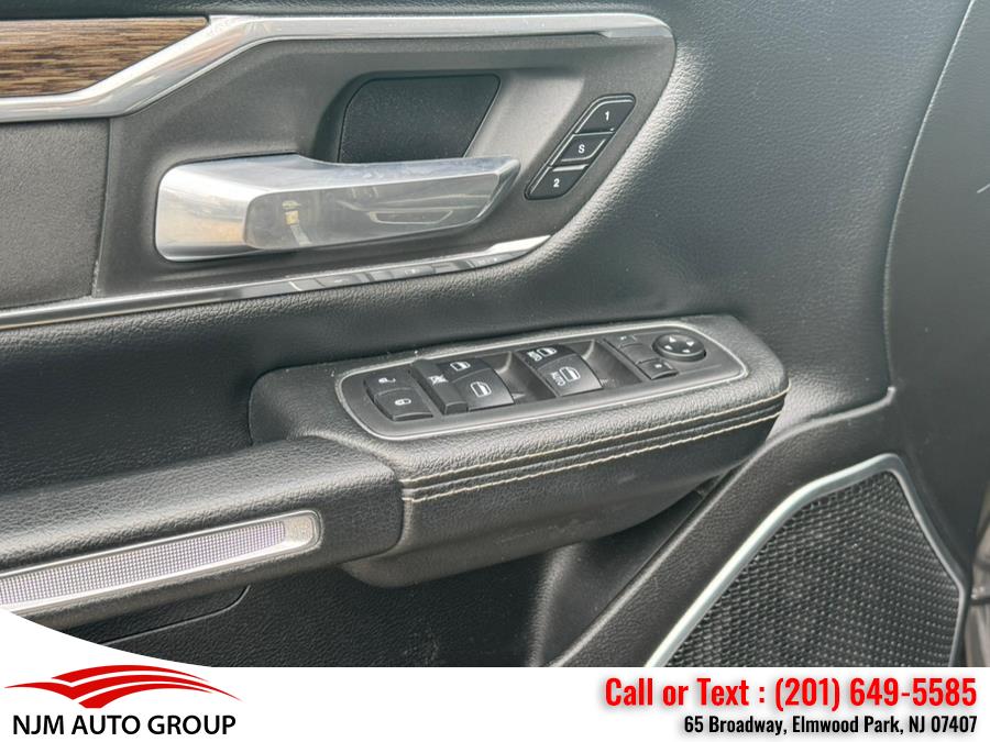 2019 RAM 1500 Laramie 4x4 Quad Cab 6''4