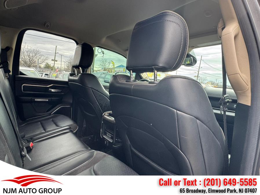 2019 RAM 1500 Laramie 4x4 Quad Cab 6''4