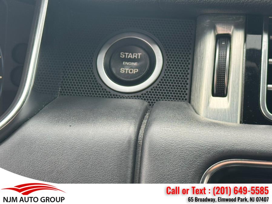 2014 Land Rover Range Rover Supercharged photo