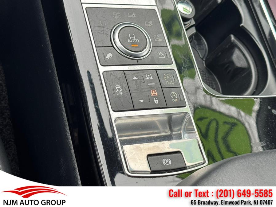 2014 Land Rover Range Rover Supercharged photo