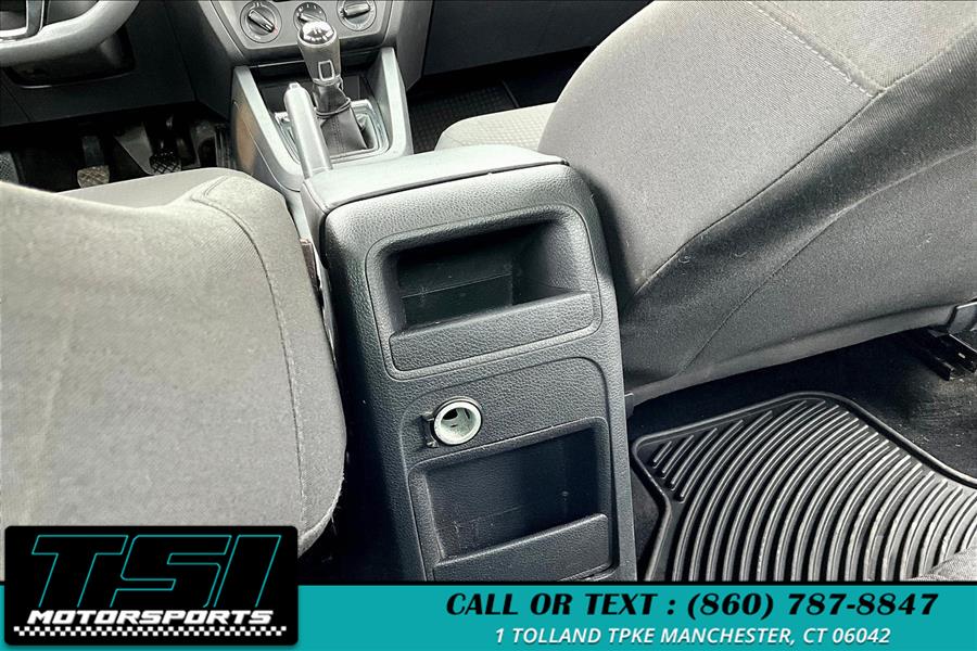 2015 Volkswagen Jetta Sedan 4dr Man 2.0L S photo