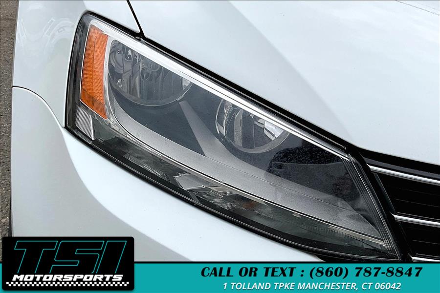 2015 Volkswagen Jetta Sedan 4dr Man 2.0L S photo