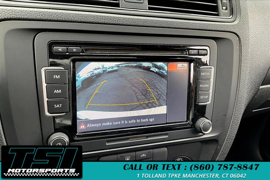 2015 Volkswagen Jetta Sedan 4dr Man 2.0L S photo