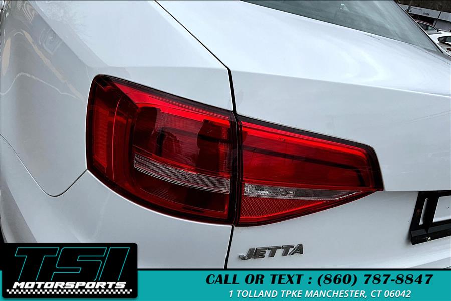 2015 Volkswagen Jetta Sedan 4dr Man 2.0L S photo