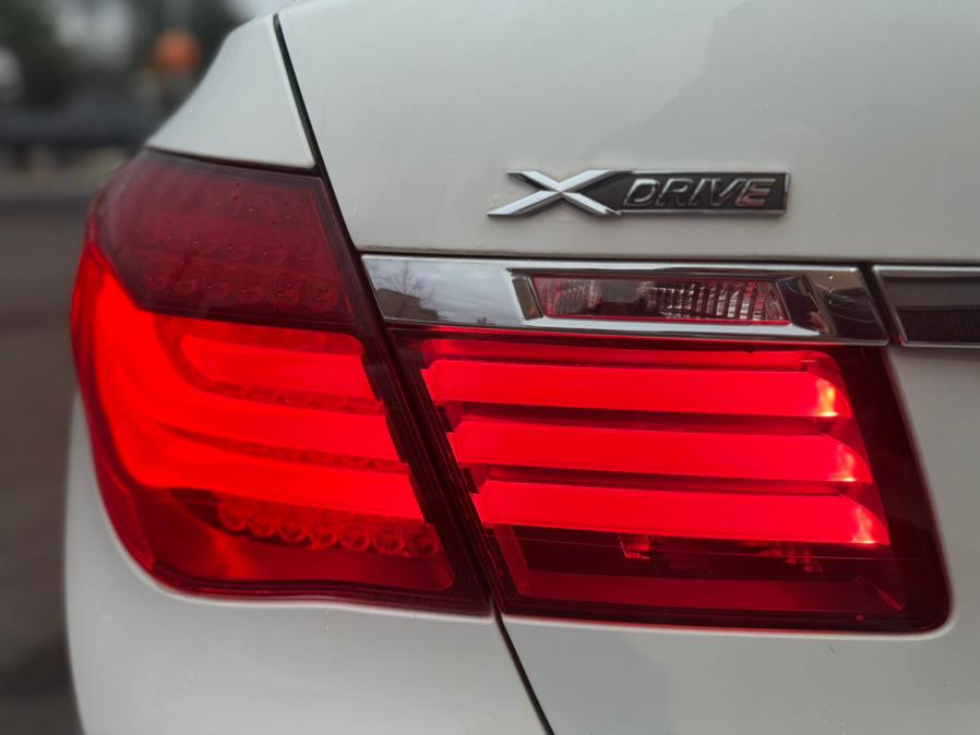 2015 BMW 7-Series 4dr Sdn 750i xDrive AWD photo
