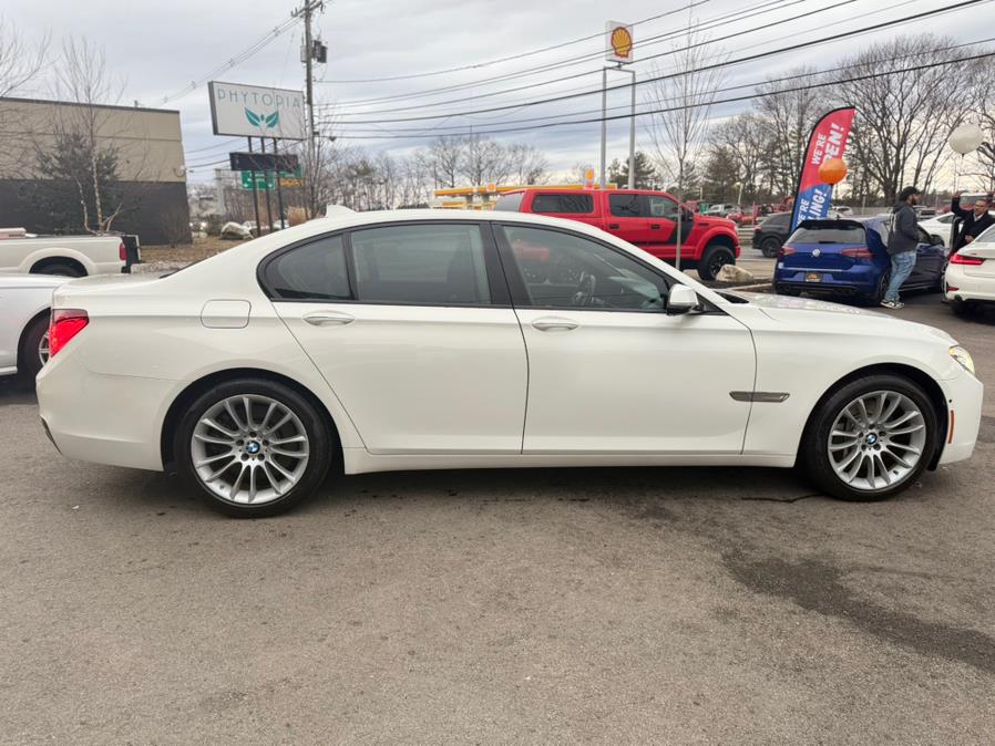 2015 BMW 7-Series 4dr Sdn 750i xDrive AWD photo