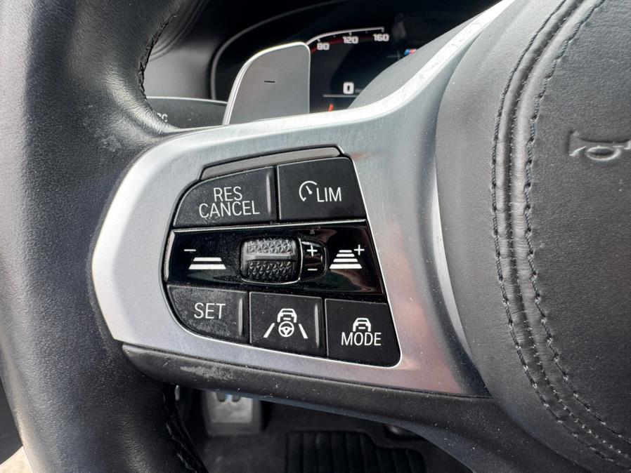 2021 BMW 5-Series M550i xDrive Sedan photo