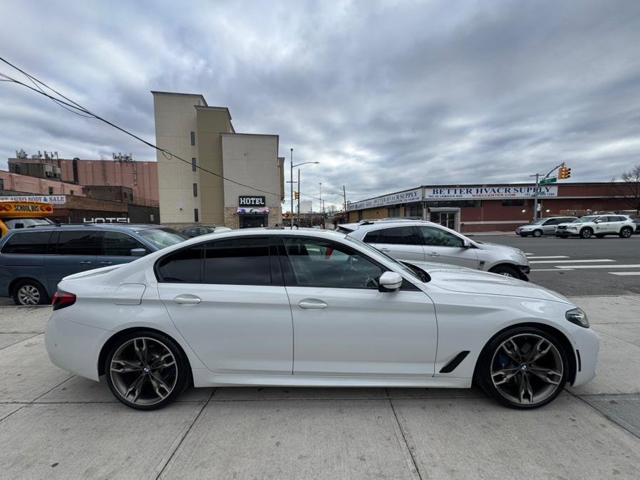 2021 BMW 5-Series M550i xDrive Sedan photo