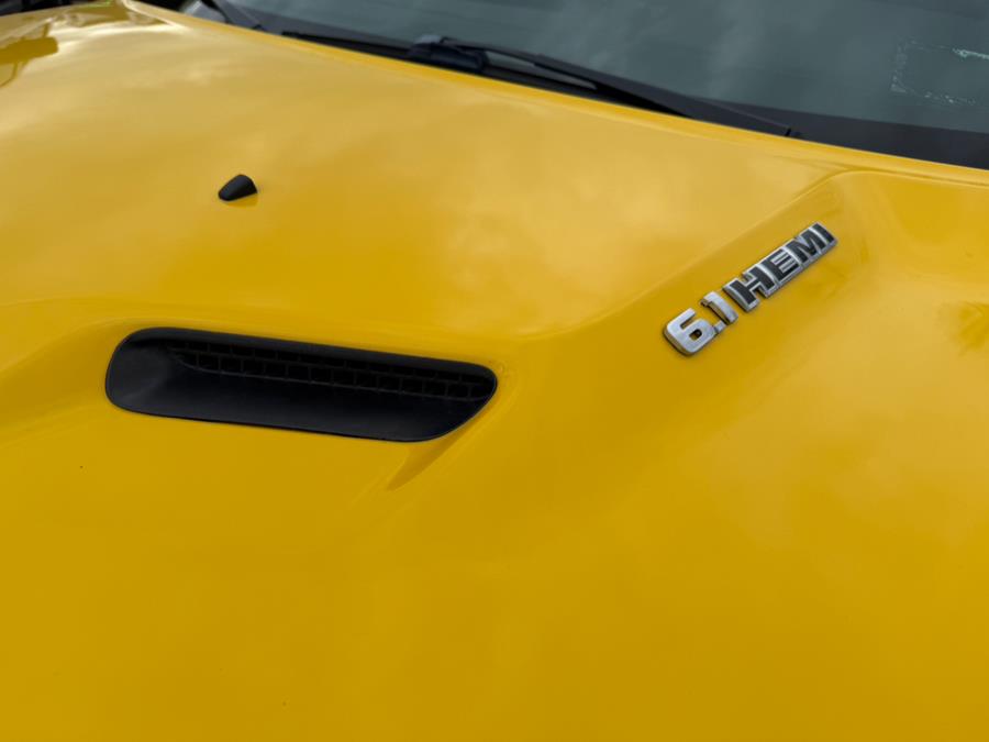2010 Dodge Challenger SRT8 photo