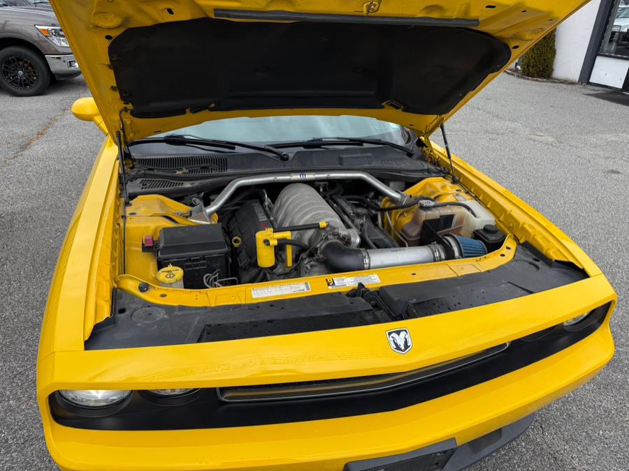 2010 Dodge Challenger SRT8 photo