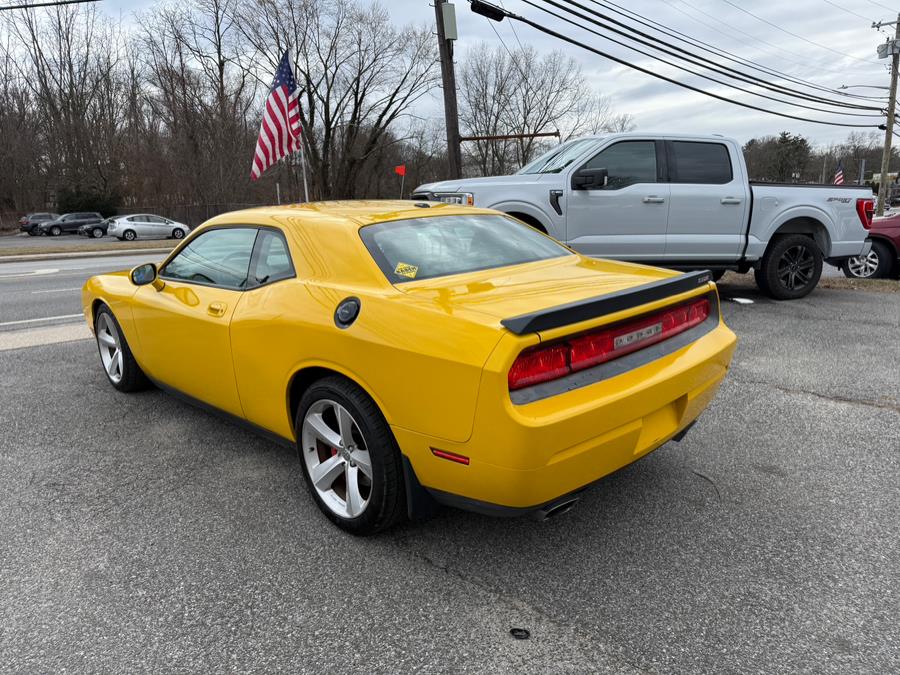2010 Dodge Challenger SRT8 photo