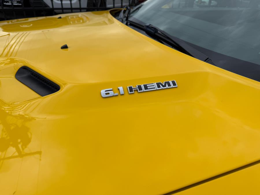2010 Dodge Challenger SRT8 photo